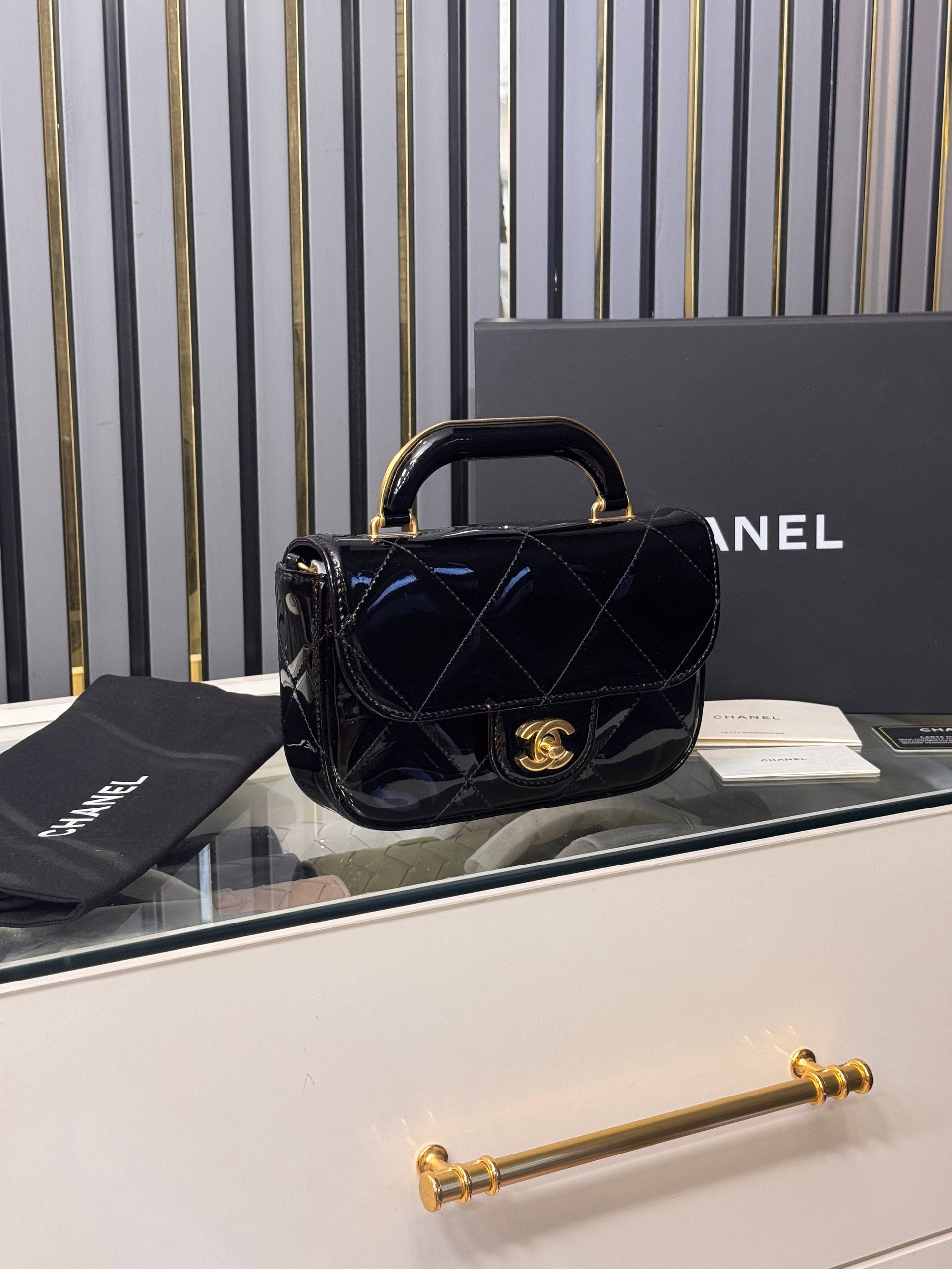 Chanel 2369