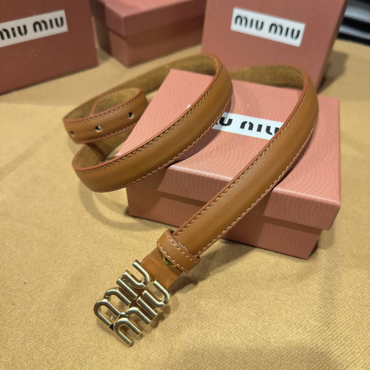 Miu Miu B1111
