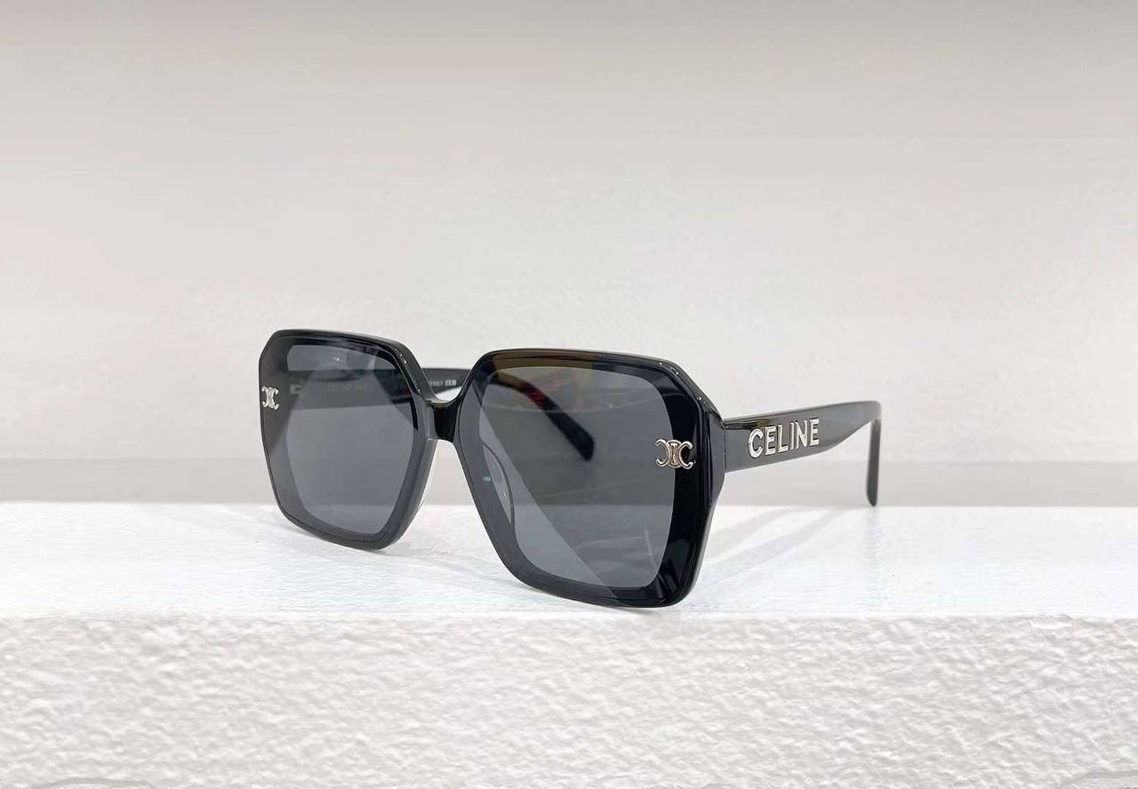 Celine E1118