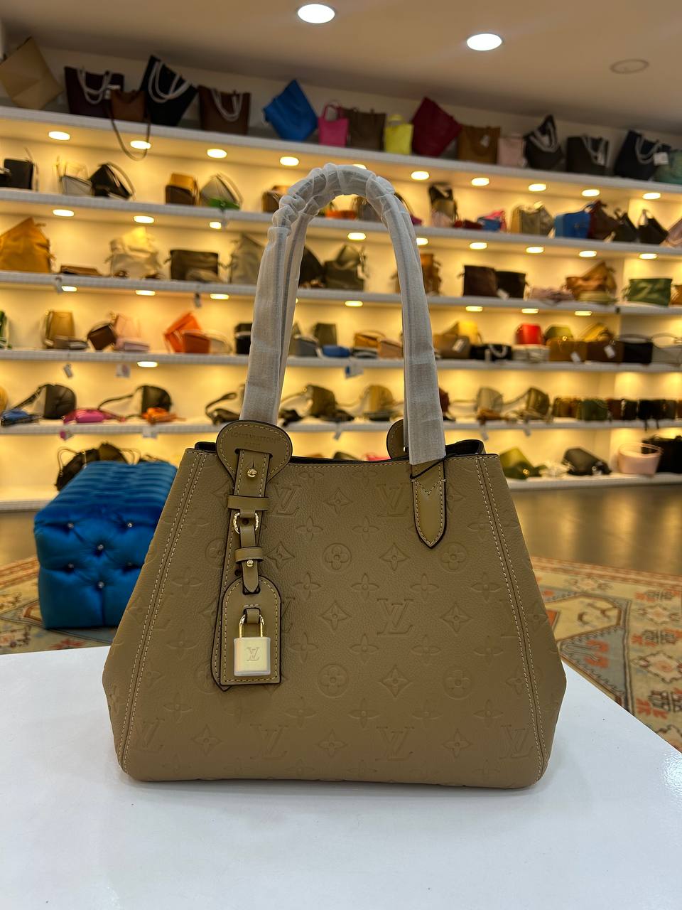 Louis Vuitton 3813
