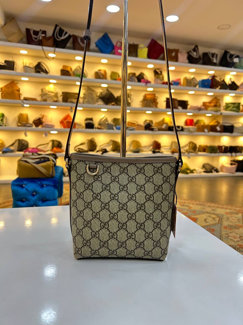 Gucci 3837
