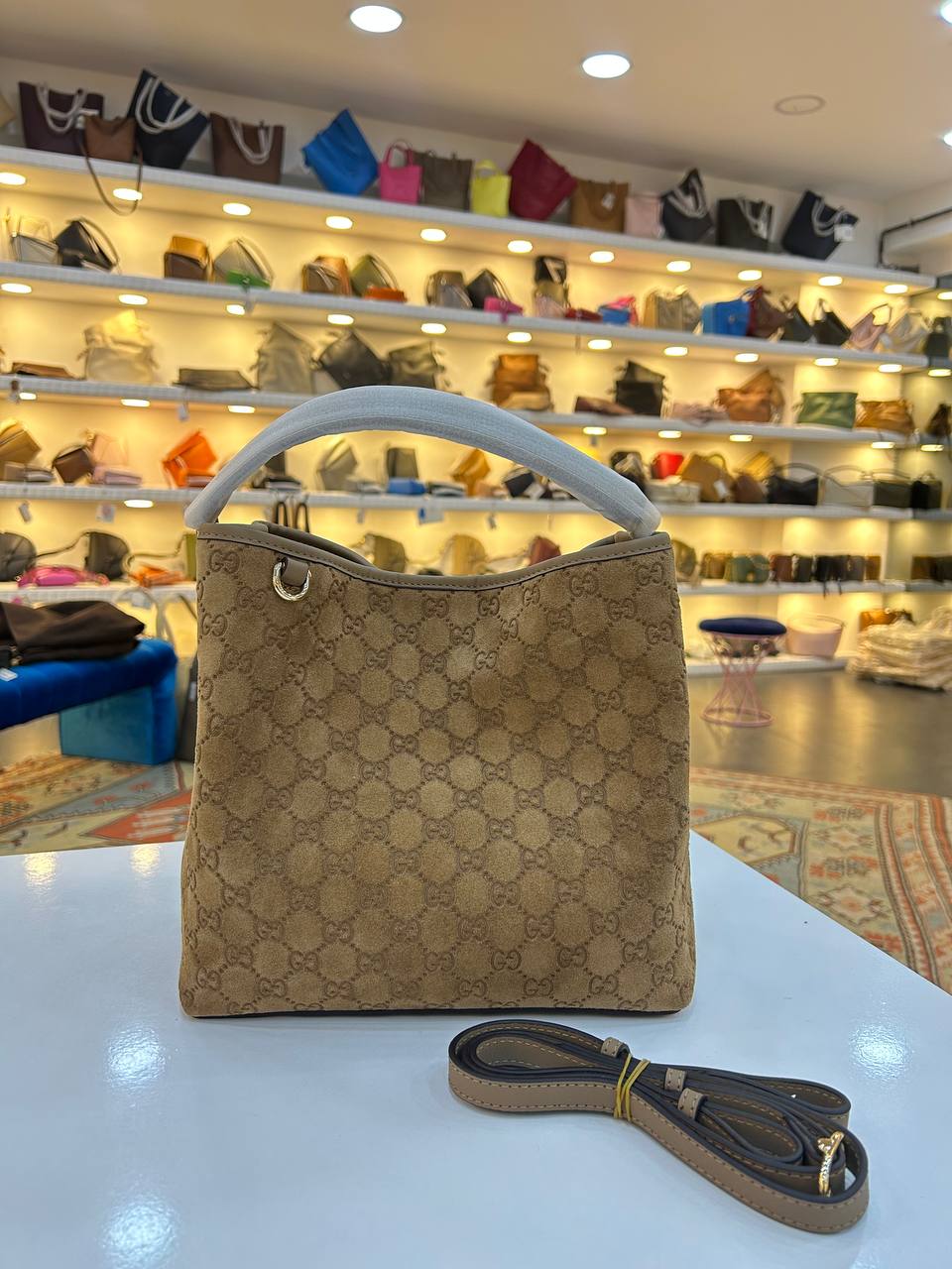Gucci 3830