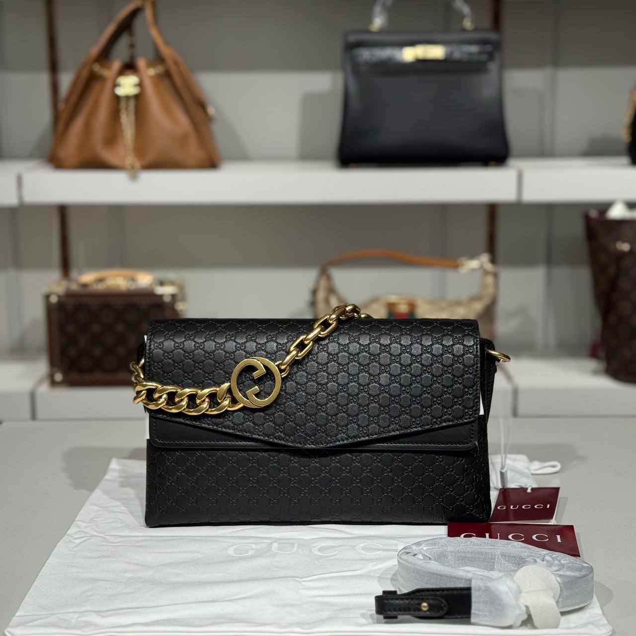 Gucci 7101