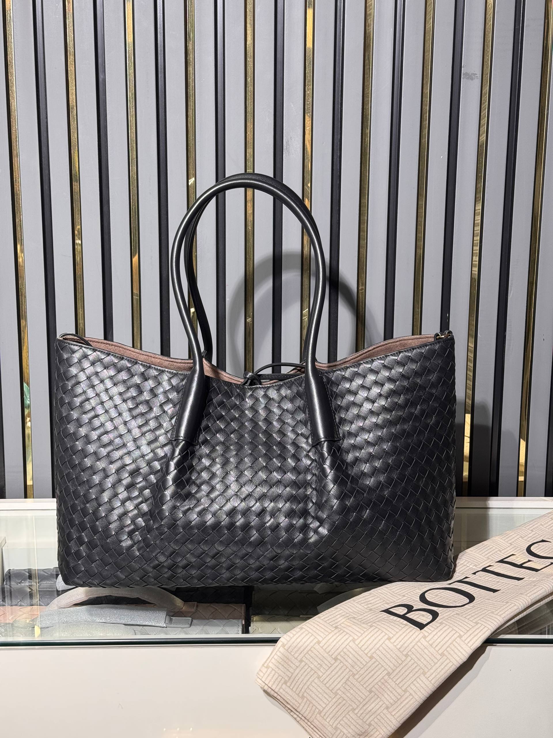 Bottega Veneta 3521