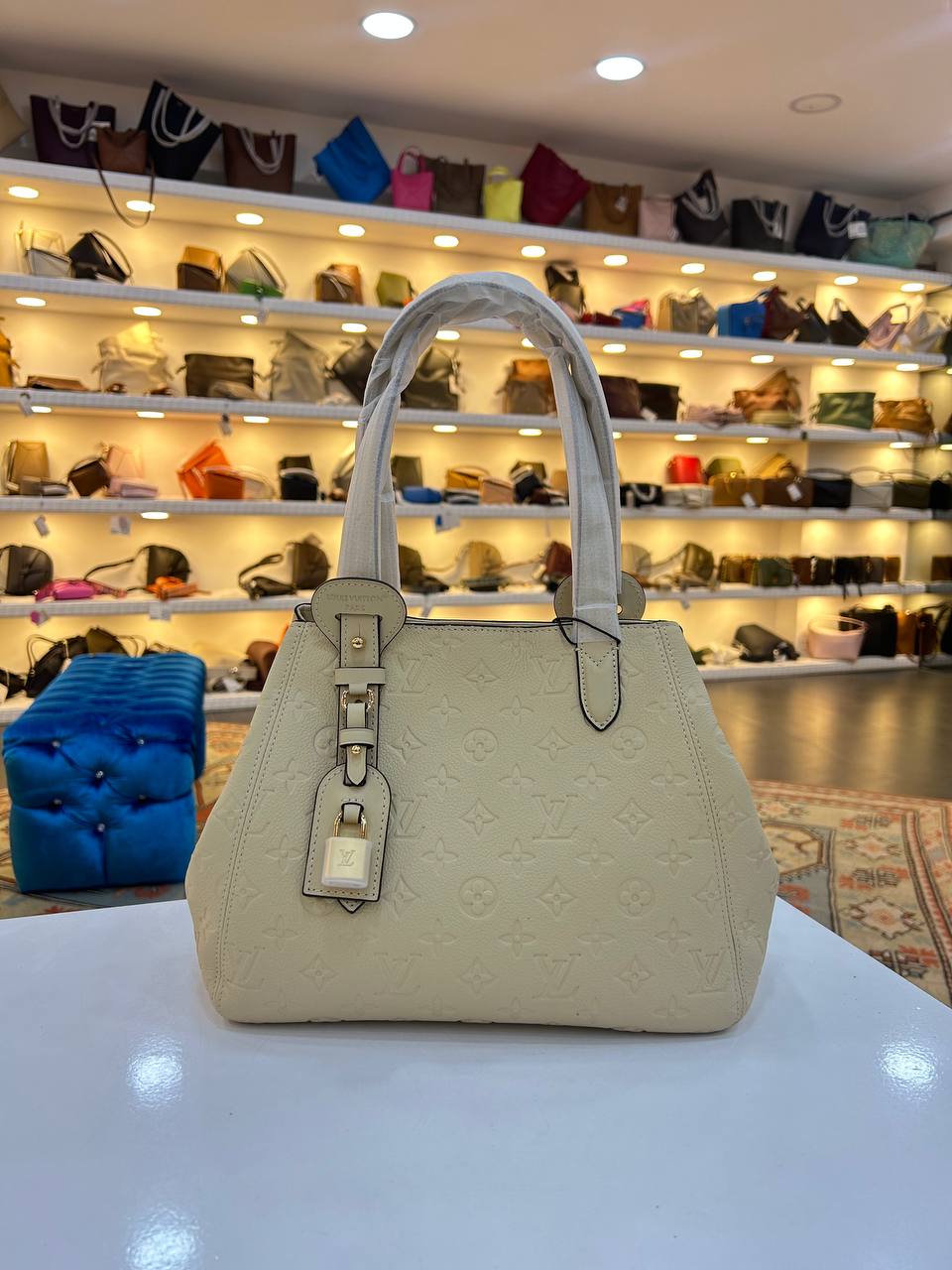 Louis Vuitton 3813