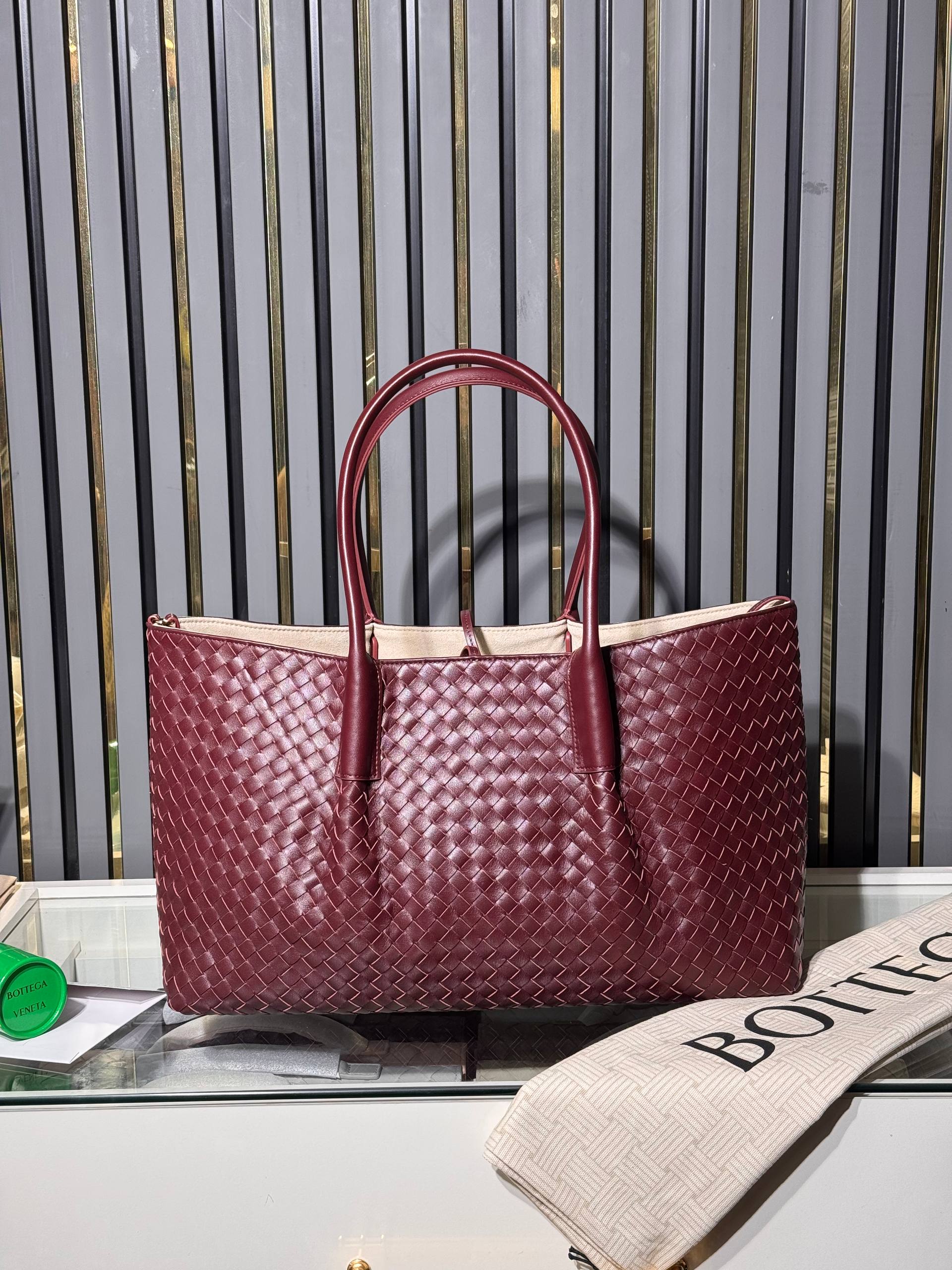 Bottega Veneta 3521