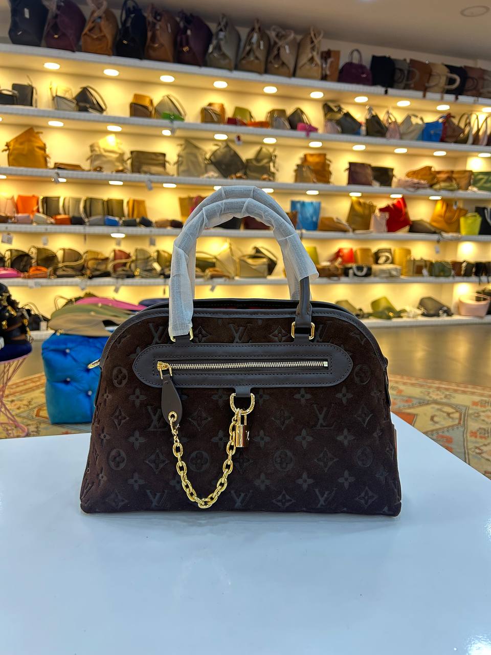 Louis Vuitton 3810