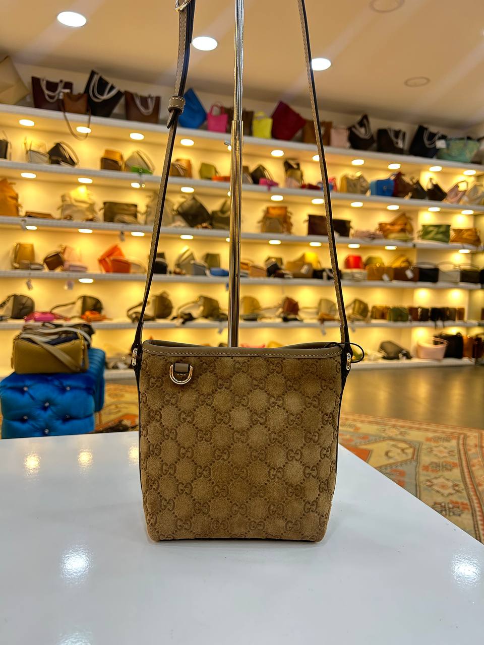 Gucci 3837
